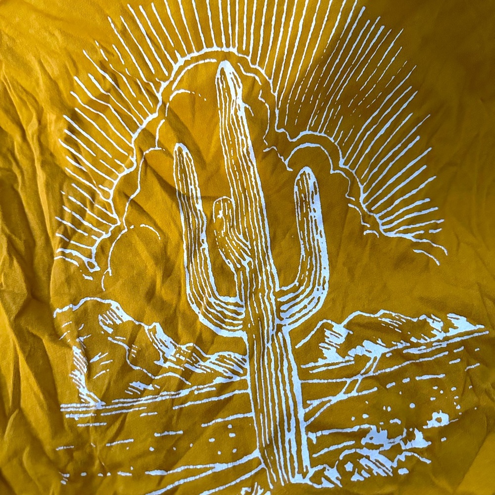 Bandit tee XL somewhat distressed